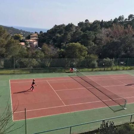 Les Issambres Superbe Studio Avec Terrasse Roquebrune-sur Argens Exteriör bild