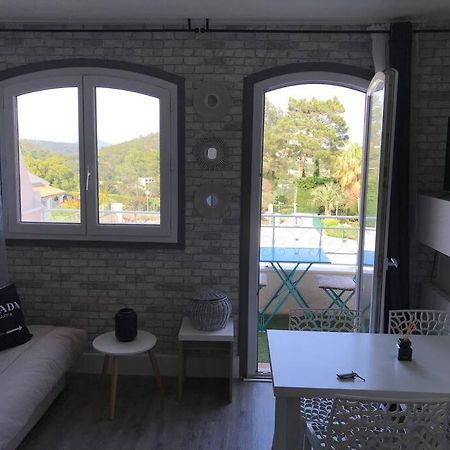 Les Issambres Superbe Studio Avec Terrasse Roquebrune-sur Argens Exteriör bild